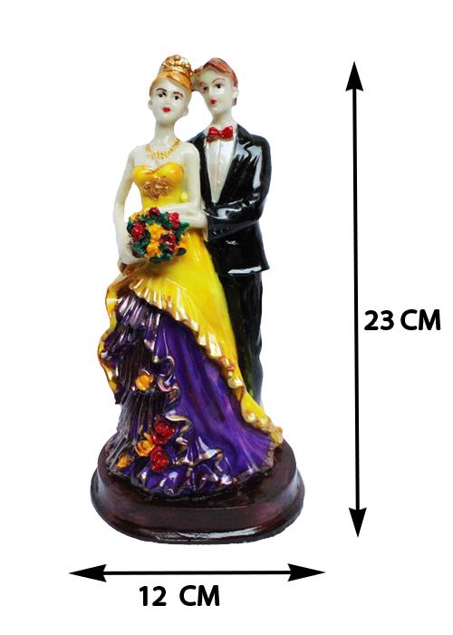 Handcrafted Loving Married Couple Statue Showpiece